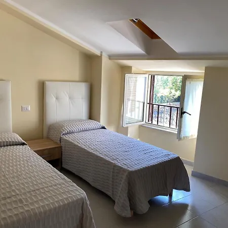 Apartman Intera Casa In Centro Storico A 700 Mt Dal Mare